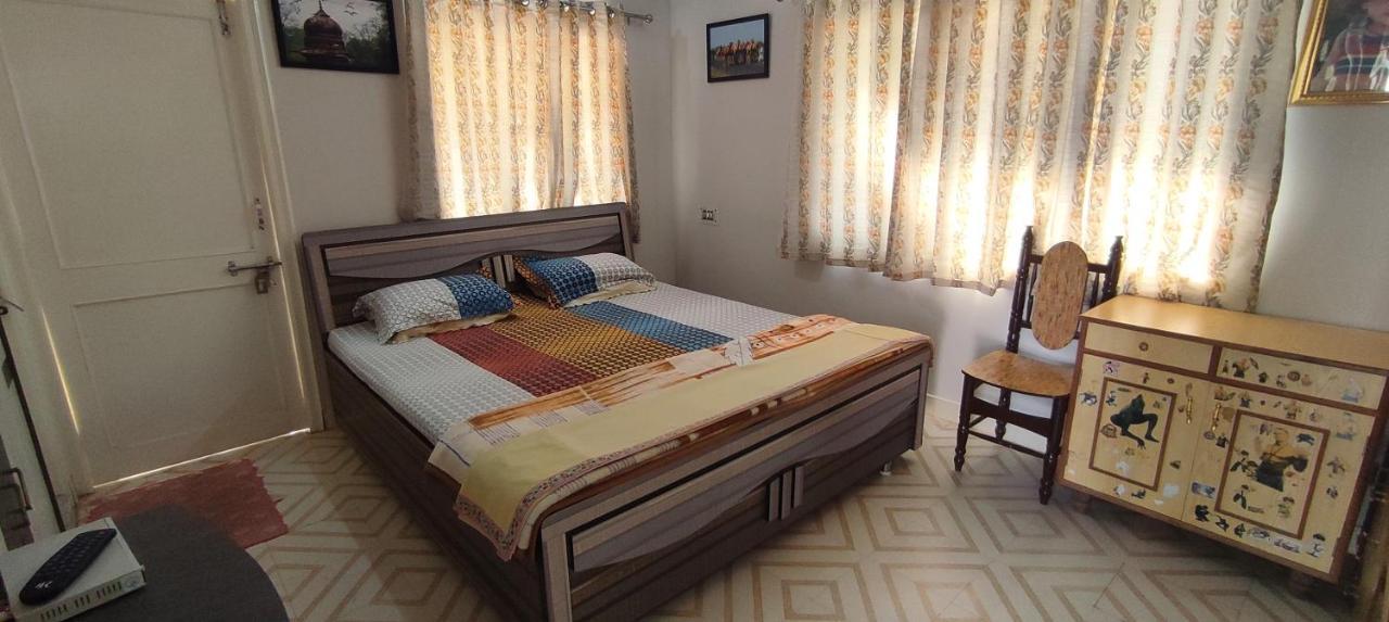 "Go Desert" Homestay Бхудж Экстерьер фото